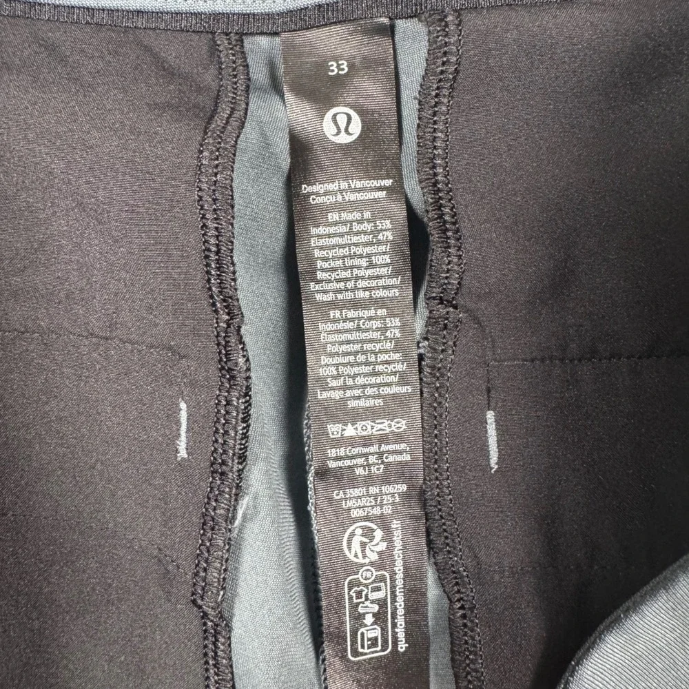 Lululemon Commission Slim-Fit Pant Mens 33 Grey Warpstreme Chino LM5AR2S